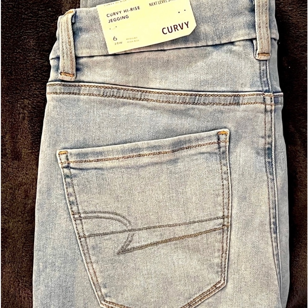 AE Curvy Jeans